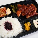 Chiku ju - とんかつ弁当