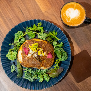 Beasty Coffee cafe laboratory_1