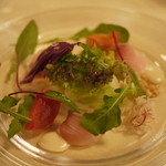 万平ホテル メインダイニングルーム - 鯉の洗い　カルパッチョ仕立て　味噌マヨネーズソース