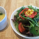 ボーノ - サラダ  スープが付きます