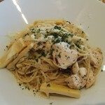 ボーノ - タケノコと鶏肉のペペロンチーノ