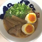 Mongo Iramen - 具材付きだったえび塩ラーメン