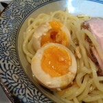 煮干し中華そば 一剣 - いい感じの玉子
