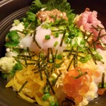 Yumeammi namikoiwaten - 夢庵うまか丼(890円)