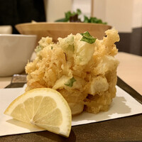 だし屋 おわん - ゆり根とエビのかき揚げ