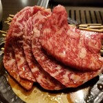 和牛焼肉 味道苑 池袋はなれ - 上カルビ。