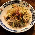 遊酒食堂 宇都宮 - 鶏肉とキュウリの中華風和え物(500円)