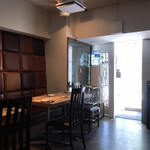 Shirogane Chez Tomo Natural Cuisine - 席からの風景。