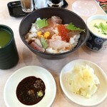 無添くら寿司 - 海鮮丼ランチ500円