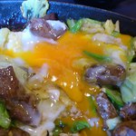 びっくり焼き亭 - 卵をかき混ぜると・・・