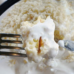 BELLOWS BURGER - マカダミアナッツパンケーキ1190円