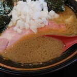 家系ラーメン とらきち家 - 