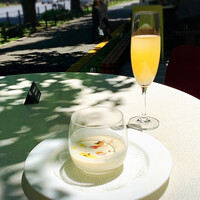 キハチ 青山本店 - じゃがいもの冷製スープとベリーニ