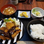 焼鳥乃八幡 - 三色フライ定食　790円