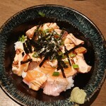 ANCHOR - 炙りサーモン丼