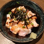 ANCHOR - 炙りサーモン丼