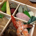 はらまさ - 煮物、車エビなど