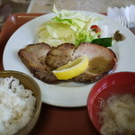 フレスガッセ - ハムステーキ定食