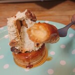 アンオー - 中にはカスタードクリーム