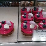 アンオー - ショーケース