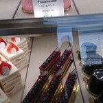 アンオー - ショーケース