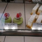 アンオー - ショーケース