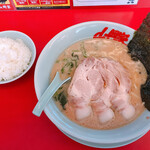 山岡家山形西田店 - 半ライス　醤油ラーメン