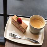 パティスリー ニューモラス - 