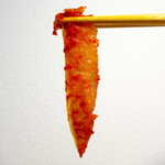 やがちゃんキムチ - とろんとして柔らかいエンガワ。綺麗な形で、もしかしてネクタイの代わりになるかも！