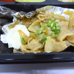 縁の鈴なり - 豚肉のしょうが焼き・手綱こんにゃくのピリ辛煮