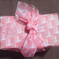 下鴨茶寮 本店 - 【料亭のあんぱん：風呂敷】
                この中にパンが包まれているとはね～( *´艸｀)