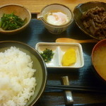 おんじき家ふうど - 日替り定食（あじフライ、牛すき煮）