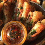 ウリソロ - にらと干し海老のチヂミ