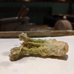 みかわ 是山居 - タラの芽