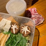 鮮鶏 鳥寿 - 料理写真:＜テイクアウト＞鳥寿の鍋セット