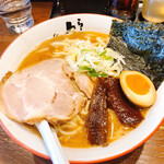 らーめん　よし丸 - よし丸らーめん　超ー最強！