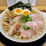 麺屋さくら - しおそば チャーシュー 大盛り