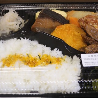 肉バル&ホルモン鍋TAIGU_1