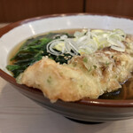 そばの神田 東一屋 - 先端に着目する。