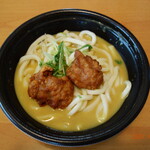 山田うどん - 唐揚げカレーうどん　530円