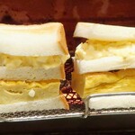 トリワイン ＰＩＫＯＳＨＨＨＵ - Ｗたまごサンド、仕上げのトースト中