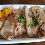 焼肉 ざんまい - 炭火焼 旨塩だれ 豚カルビ弁当。テイクアウトで！