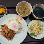 タイ料理セーンタイ - 