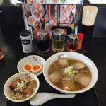 喜多方ラーメン 坂内 宇都宮店 - 