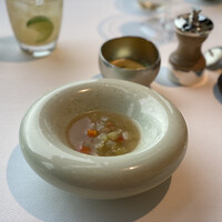 ベージュ アラン・デュカス 東京 - 