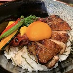 Anju - 古処鶏と白レバーの焼鳥丼