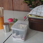 武田そば屋 - 調味料等。