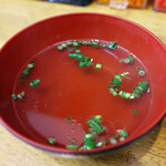 どんぶり豚三 - セットのスープ