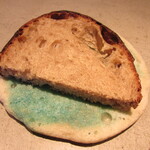 Erre - 自家製全粒粉のパン