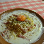 パルメナーラ - 料理写真:ベーコンクリームのパルメナーラ。ソースたっぷり、あつあつです！